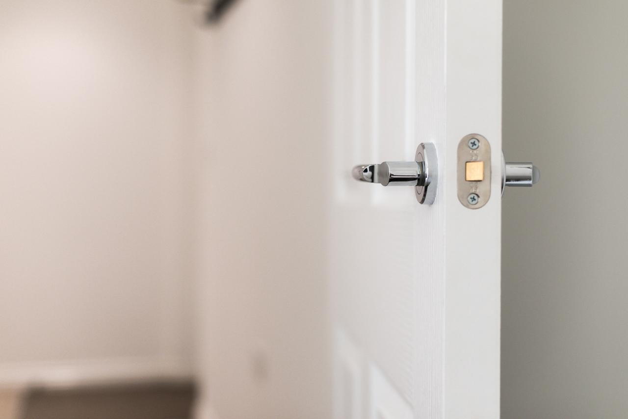Hertford Serviced Apartments Уеър Екстериор снимка
