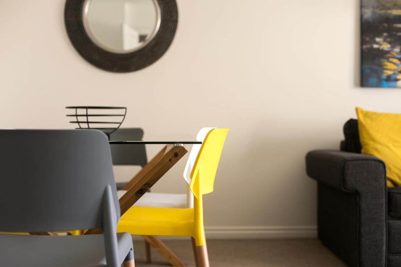 Hertford Serviced Apartments Уеър Екстериор снимка